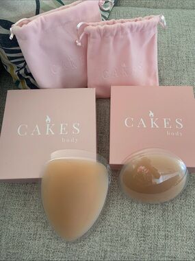 Cakes Body Silicone Adhesive Bra Cups - Nude Pink